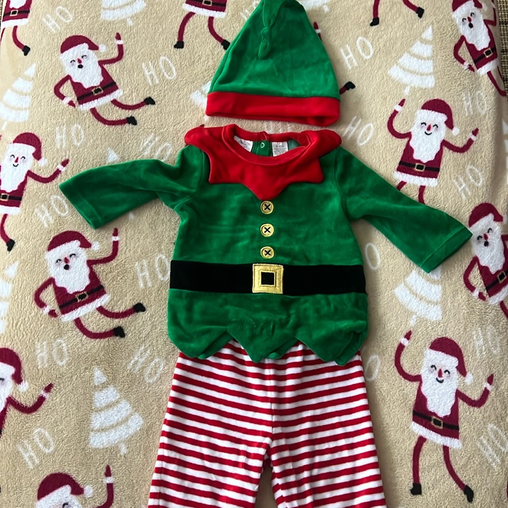 Koala kids size 9-12 months elf suit, perfect for a holiday photo!